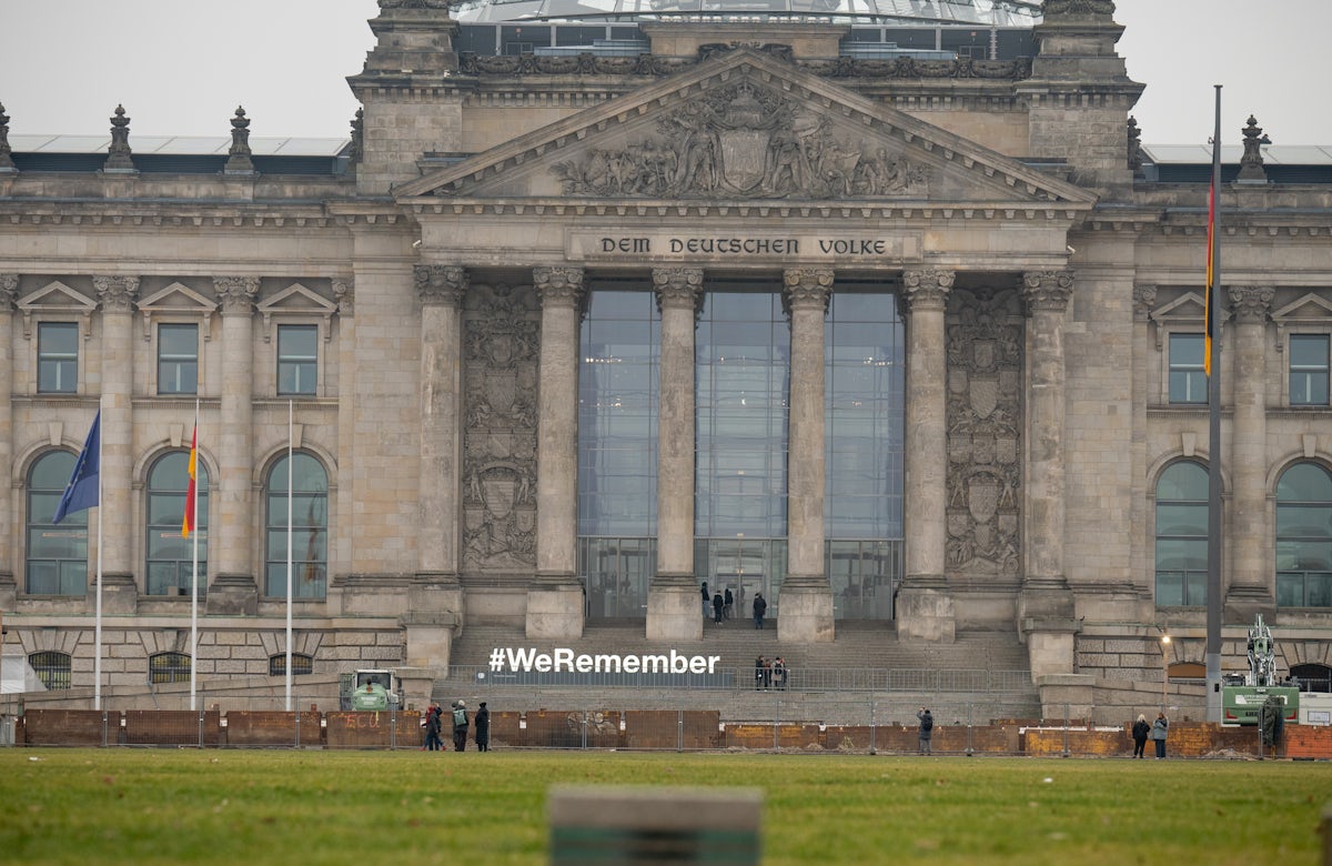 Global community amplifies #WeRemember on social media for International Holocaust Remembrance Day  