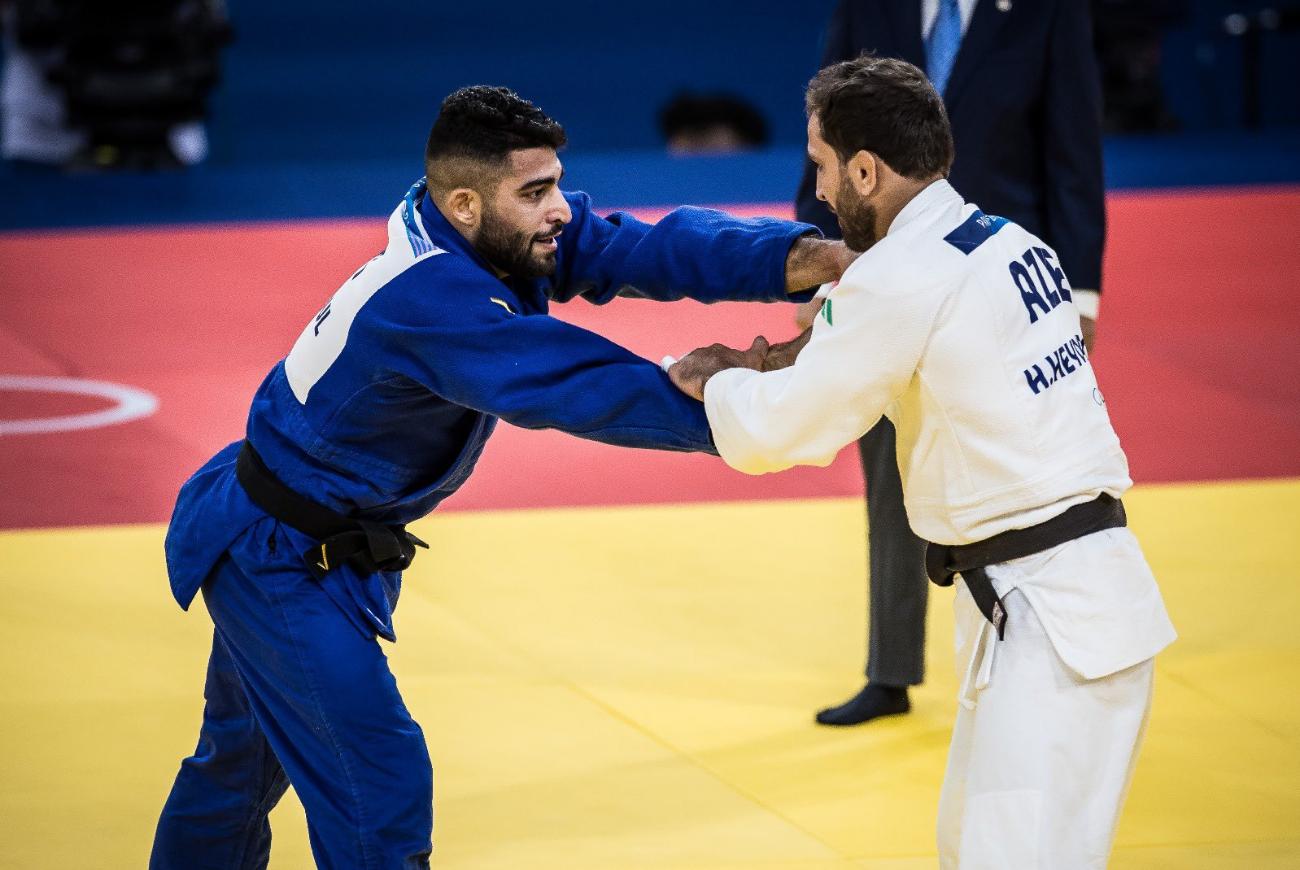 Olympian Judoka Refuses Handshake with Israeli Athlete and Shouts 'Allahu Akbar'