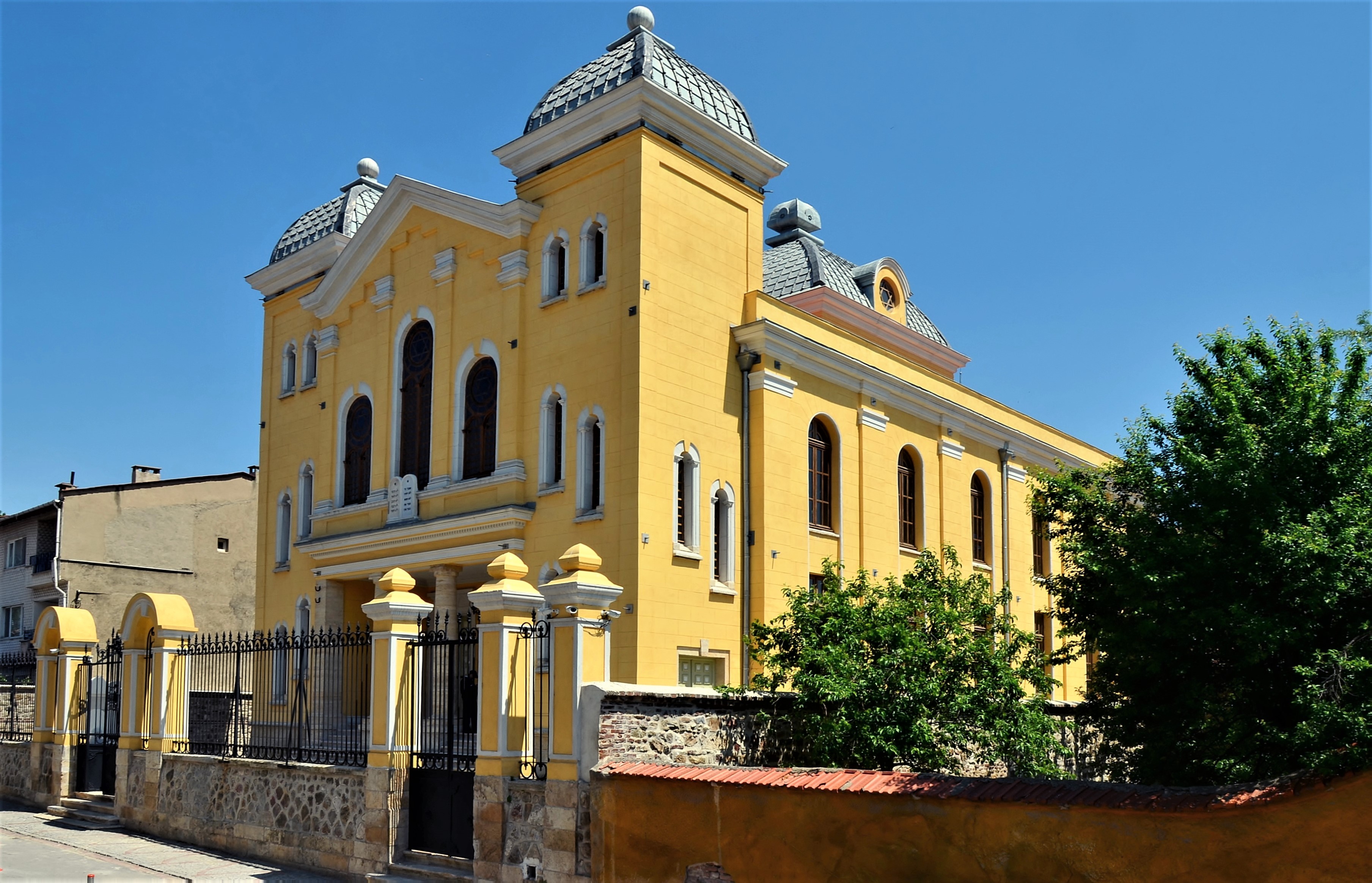 Grand Synagogue of Edirne in Türkiye.  