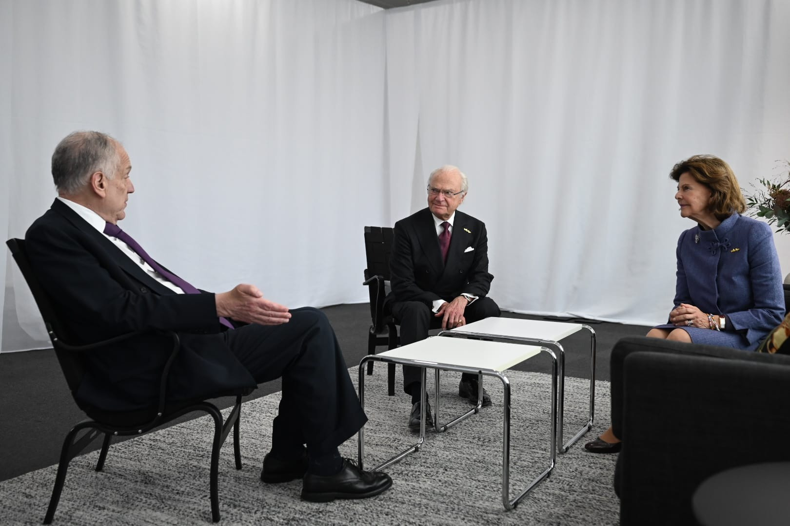 WJC President Ronald S. Lauder with Sweden’s King Carl XVI Gustaf and Queen Silvia (c) World Jewish Congress / Shahar Azran