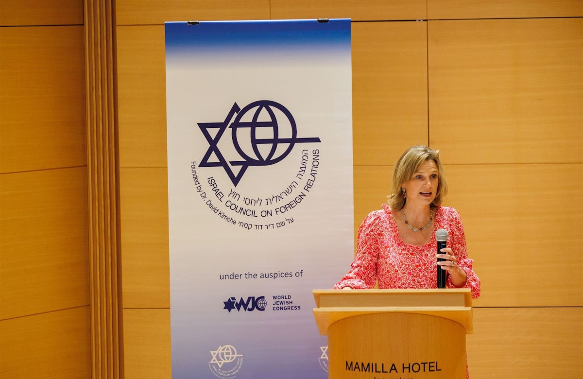 EU Commission Coordinator for Combating Antisemitism outlines IHRA's role during meeting in Jerusalem