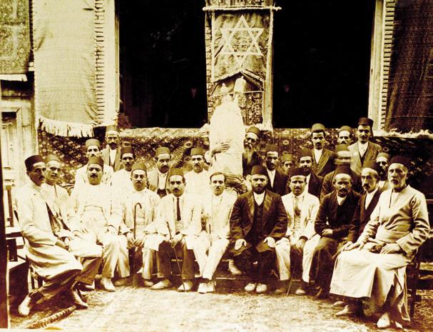 A photo of Jews in Hamadan. (c) Library of Congress