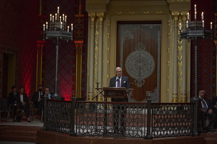 Hungarian Synagogue reopens as Jewish Cultural Center 150 Years since its founding, decades after Holocaust destruction  