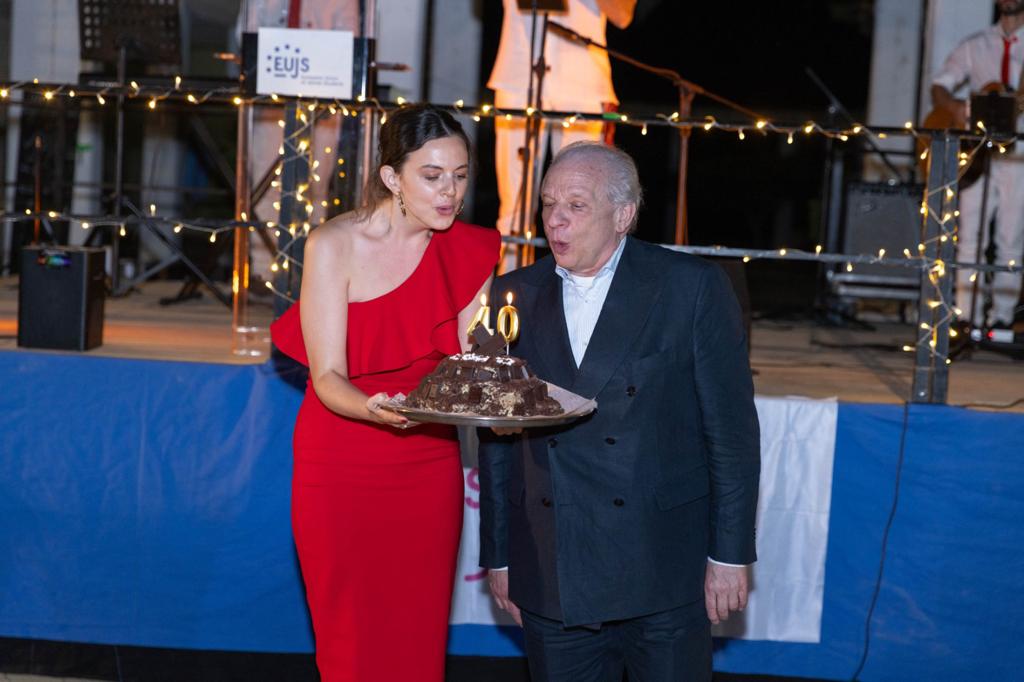 Maram stern at summer u 2