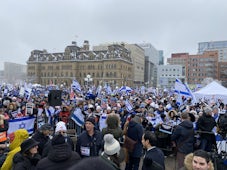 Thousands of Canadians Gather to Stand With Israel