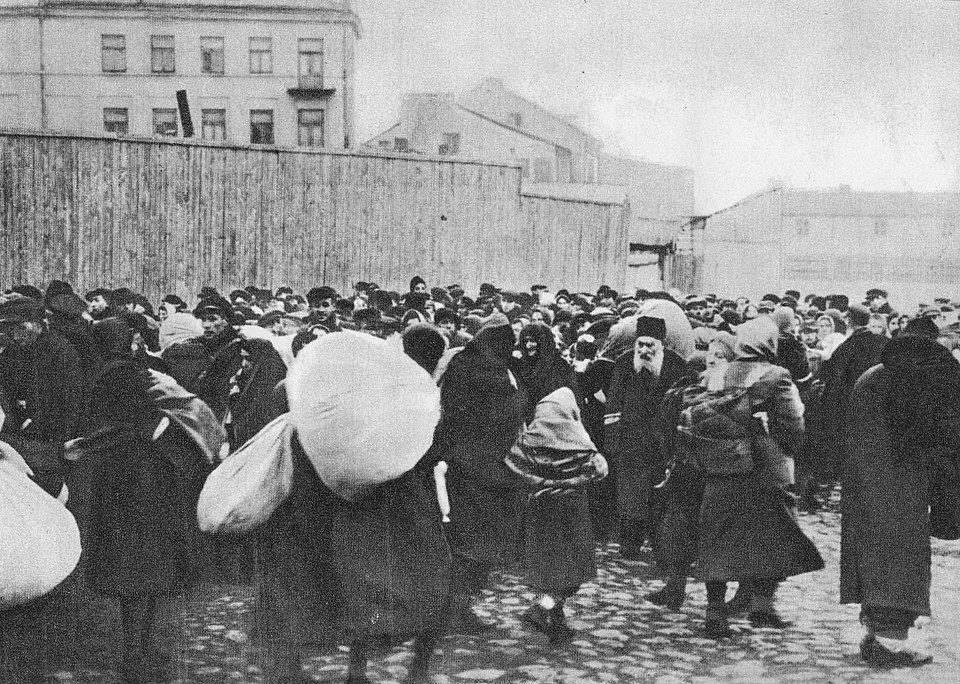 960px deportacja żydów z zamościa do obozu zagłady w bełżcu