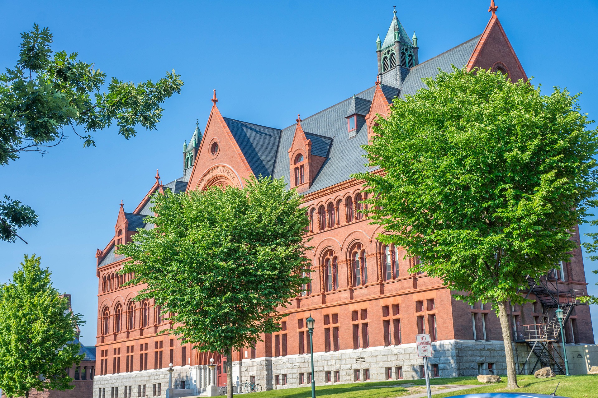 US Department of Education will investigate an alleged antisemitic environment at the University of Vermont