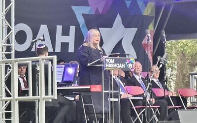 British Jewish Community Unites to Commemorate Yom HaShoah