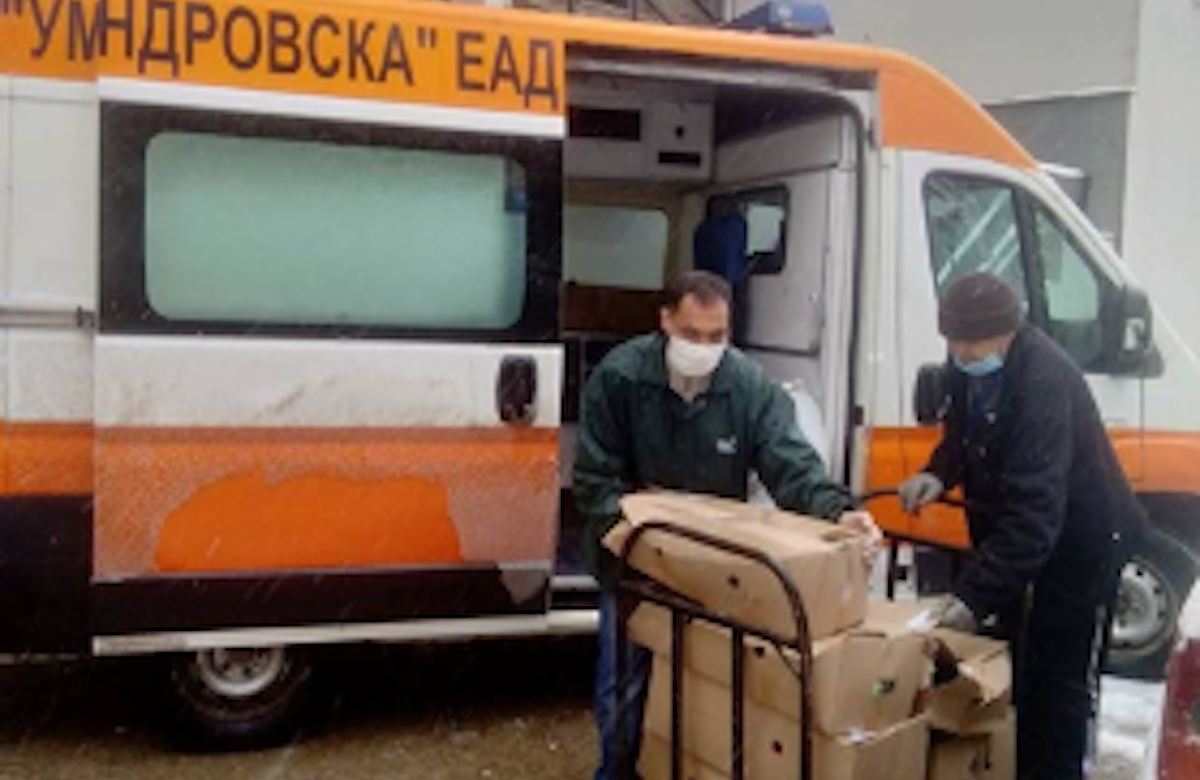 Amid coronavirus pandemic, WJC affiliate in Bulgaria teams up with local services to deliver food and supplies 