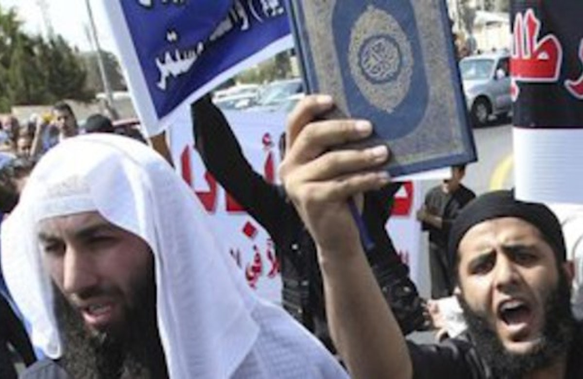WJC ANALYSIS - Tensions within Islam tear Middle East apart