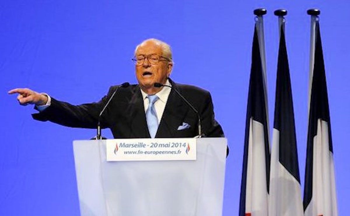 Le Pen to be sued by European Jewish Congress for 'oven' remark