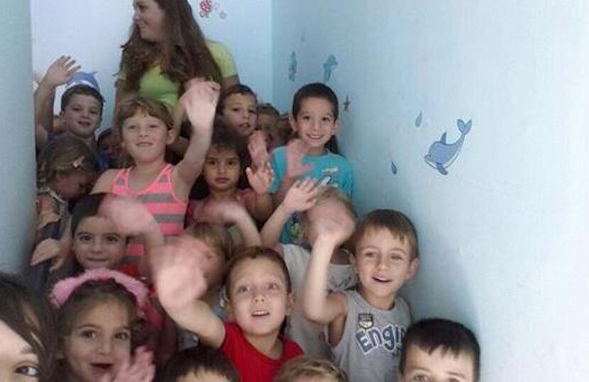WUJS volunteers help Israeli kids avoid rockets
