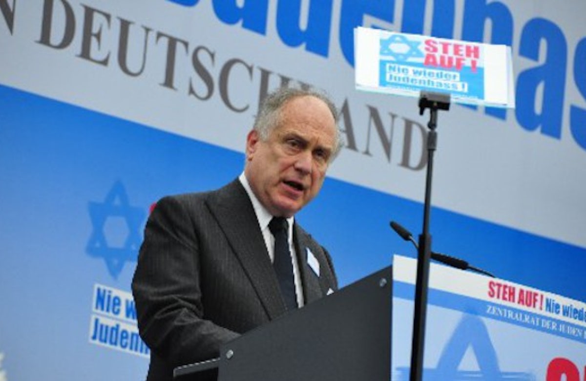 Ronald Lauder: "All of us, Jews and non-Jews, stand together as one people."