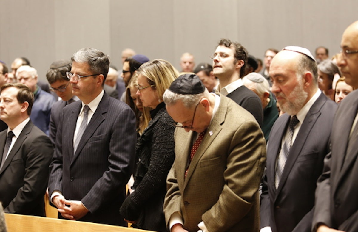 New York Jewish community remembers Paris victims of terror  