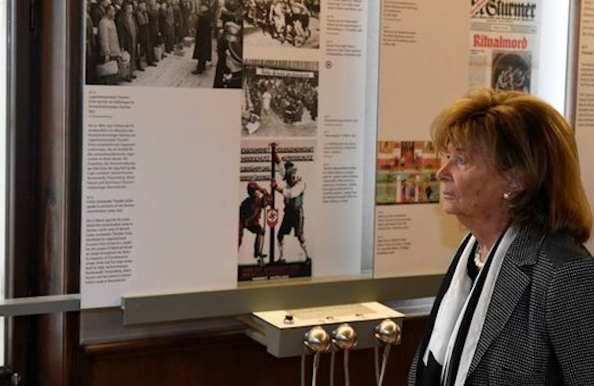 Knobloch urges support for impoverished Holocaust survivors