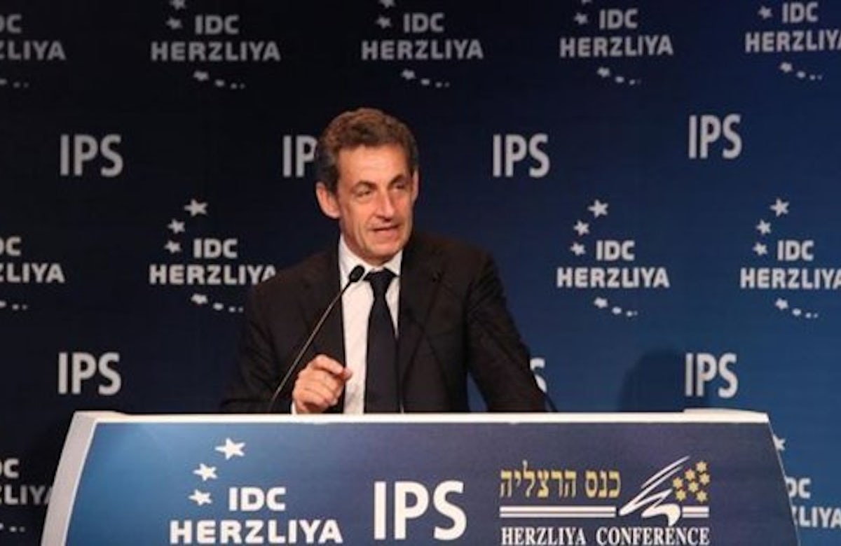 Sarkozy rejects Israel boycott as unacceptable, laments lack of Holocaust education in some schools