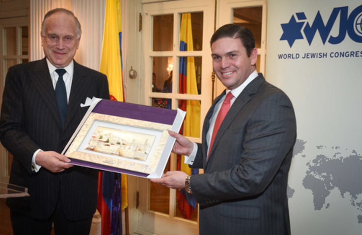 Colombia honors World Jewish Congress President Ronald S. Lauder
