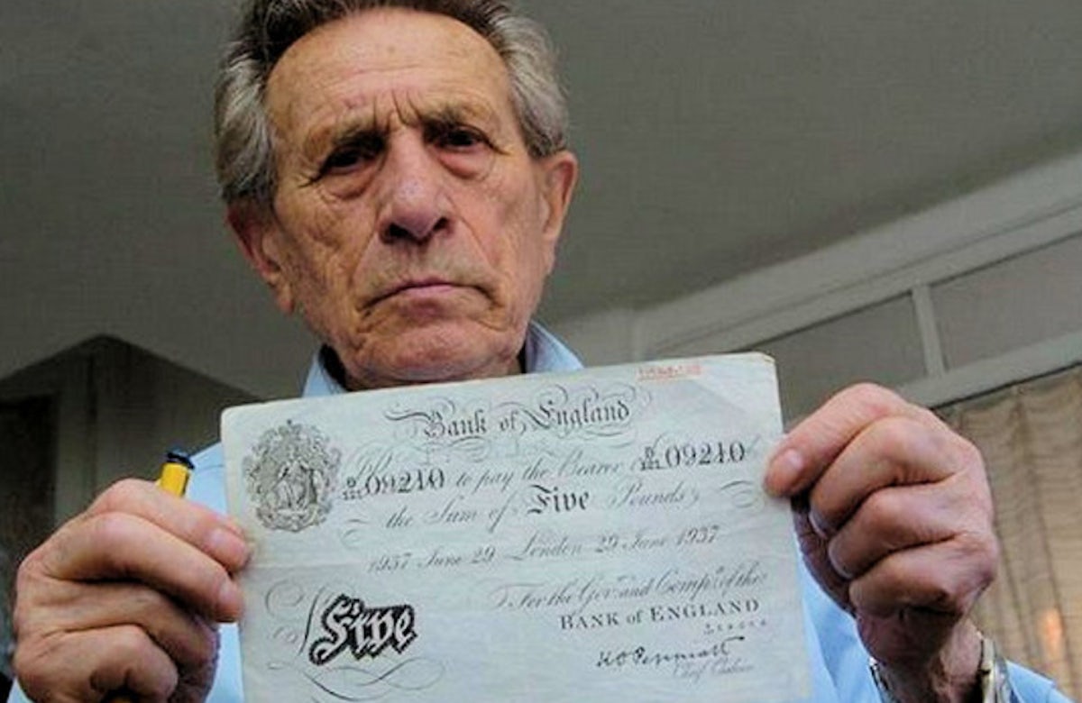 Last Holocaust survivor forced to counterfeit banknotes for Nazis dies at 99