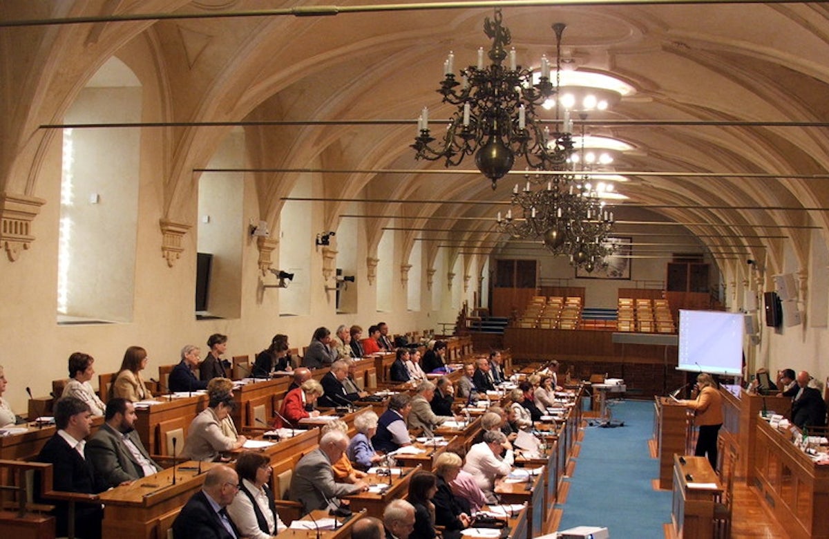 WJC President Ronald S. Lauder welcomes adoption of IHRA definition of antisemitism by Czech Parliament’s Lower House