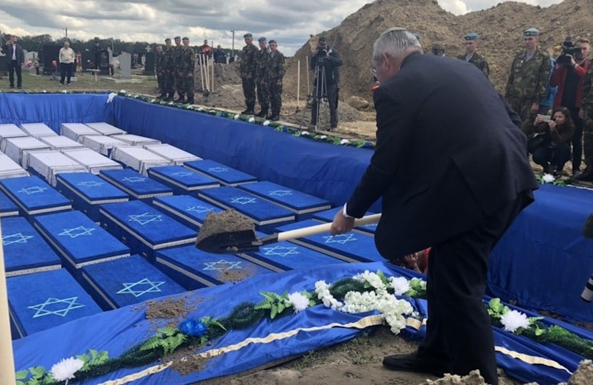 World Jewish Congress welcomes burial of Jewish remains found in Belarus, urges governments across Europe to follow suit