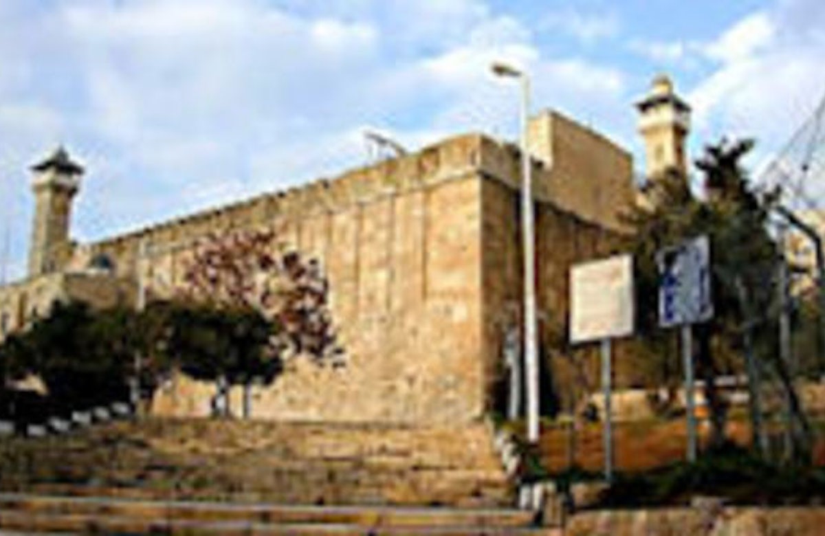 Lauder and Netanyahu condemn UNESCO vote on Cave of Patriarchs and Rachel’s Tomb